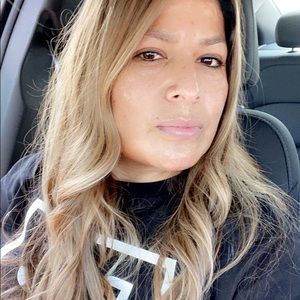 Meet your Posher, Alba